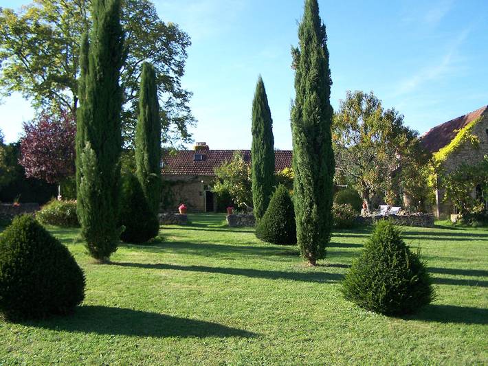 Gîte pour 4 personnes, avec jardin ainsi que terrasse et piscine à Saint-Cirq - 4
