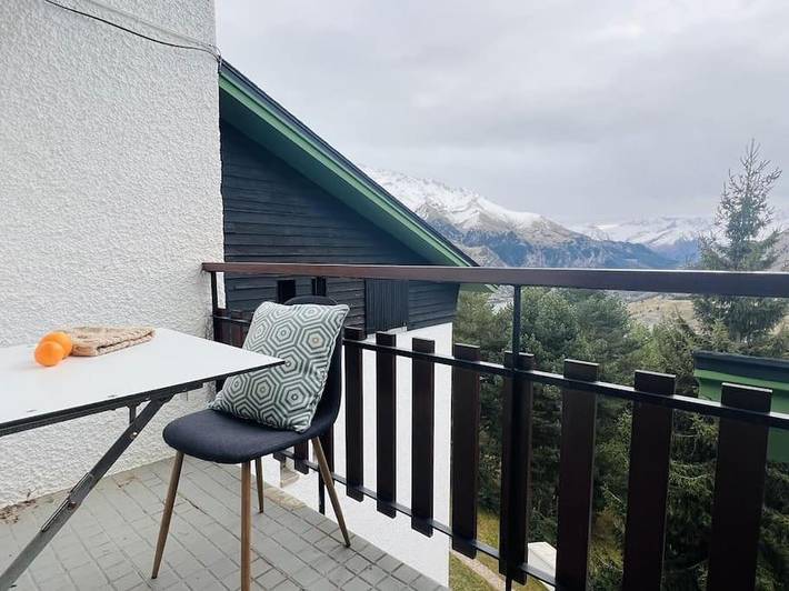 Gîte pour 4 personnes, avec piscine ainsi que vue et terrasse dans Formigal - 3