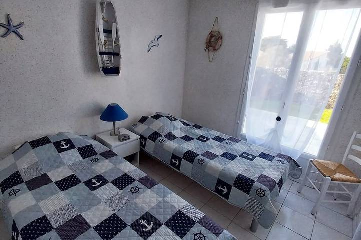 Gîte pour 6 personnes, avec jardin, animaux acceptés dans Plage du Platin - 2