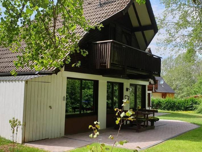 Ferienhaus für 6 Personen, mit Balkon und Terrasse sowie Garten am Silbersee