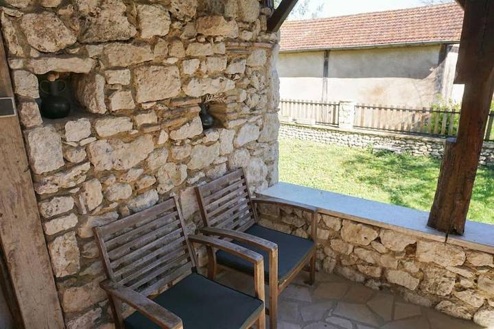 Location de vacances pour 6 personnes, avec jardin et terrasse, animaux acceptés à Bouniagues - 4