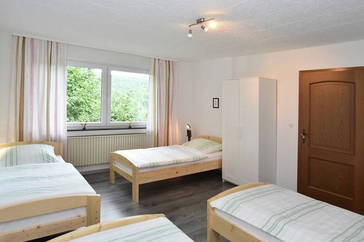 Ferienhaus für 15 Personen, mit Sauna und Garten sowie Balkon in Wieda - 4