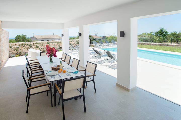 Finca für 10 Personen, mit Meerblick und Balkon sowie Pool und Garten in s'Horta - 4