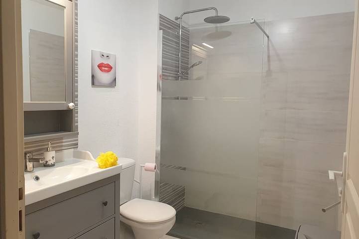 Location de vacances pour 4 personnes, avec piscine ainsi que balcon et jardin dans Plage Venga Di L Oru Santa Maria Poggio - 4