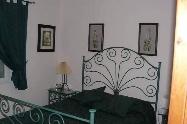 Location de vacances pour 4 personnes, avec jardin et terrasse à Beaucaire - 2