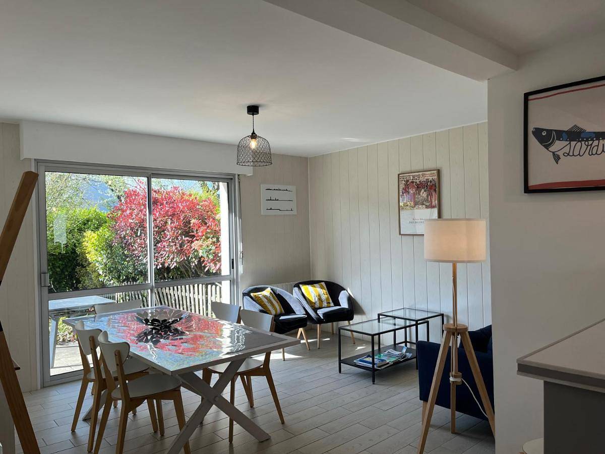 Three-Bedroom House in Fouesnant, Côte de Cornouaille