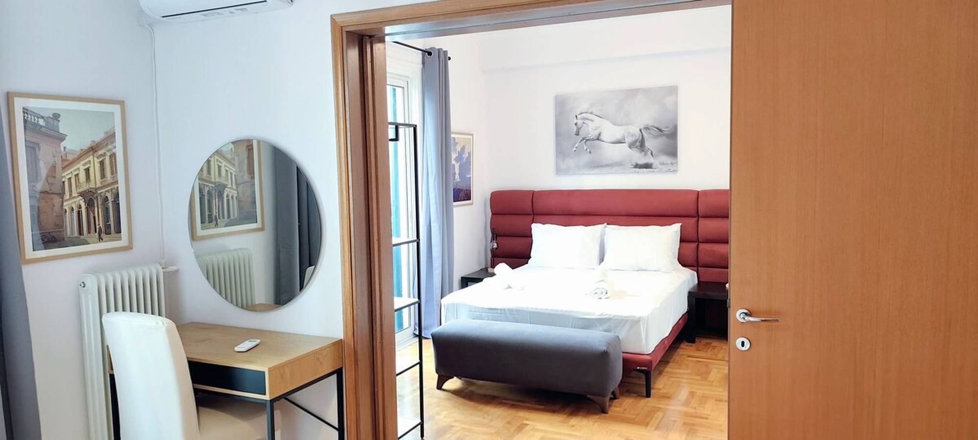 Entire apartment, Central apartment in Plaka in Central Section of Athens, Athens