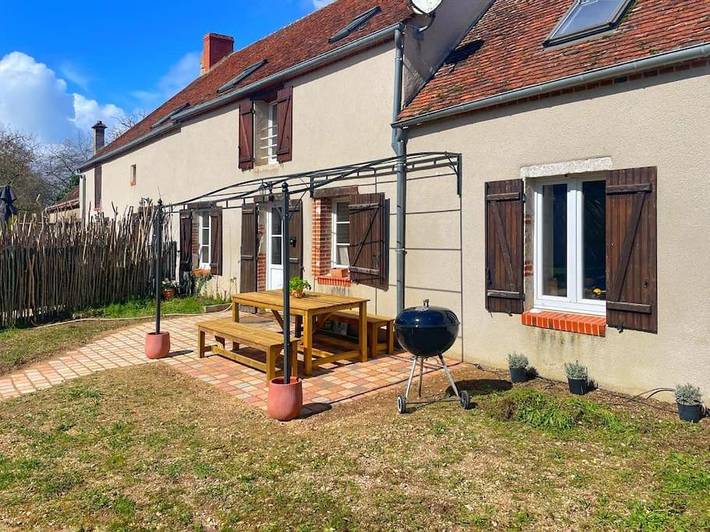 Location de vacances pour 5 personnes, avec vue ainsi que jardin et terrasse, animaux acceptés dans Saint-Hilaire-Saint-Mesmin - 4