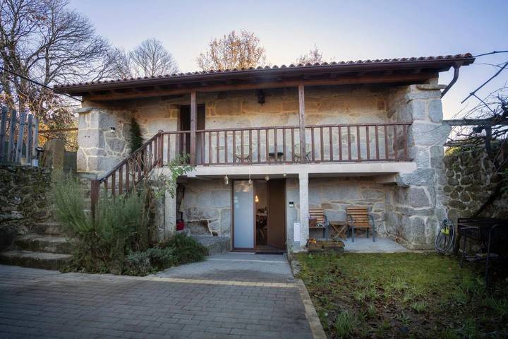 Chalet para 5 personas, con Balcón y Terraza además de Jardín y Vistas en Provincia de Orense - 3