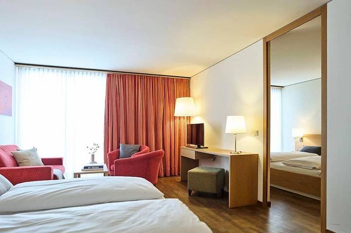 Ferienhaus für 4 Personen, mit Sauna und Pool sowie Garten und Terrasse in Vorarlberg