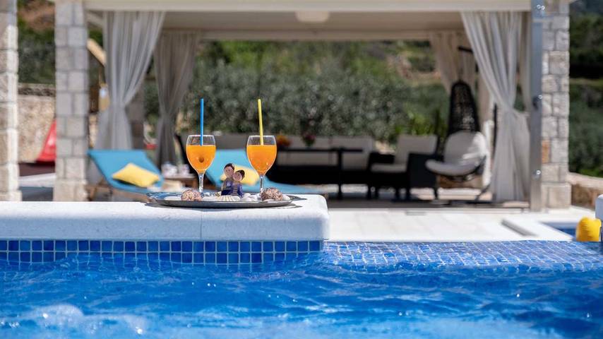 Villa pour 6 personnes, avec balcon/terrasse et terrasse, animaux acceptés à Bol - 4