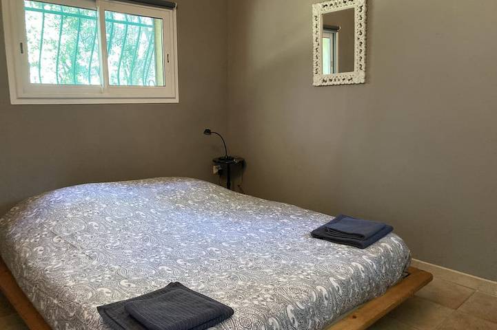 Location de vacances pour 10 personnes, avec jardin et terrasse à Collias - 2