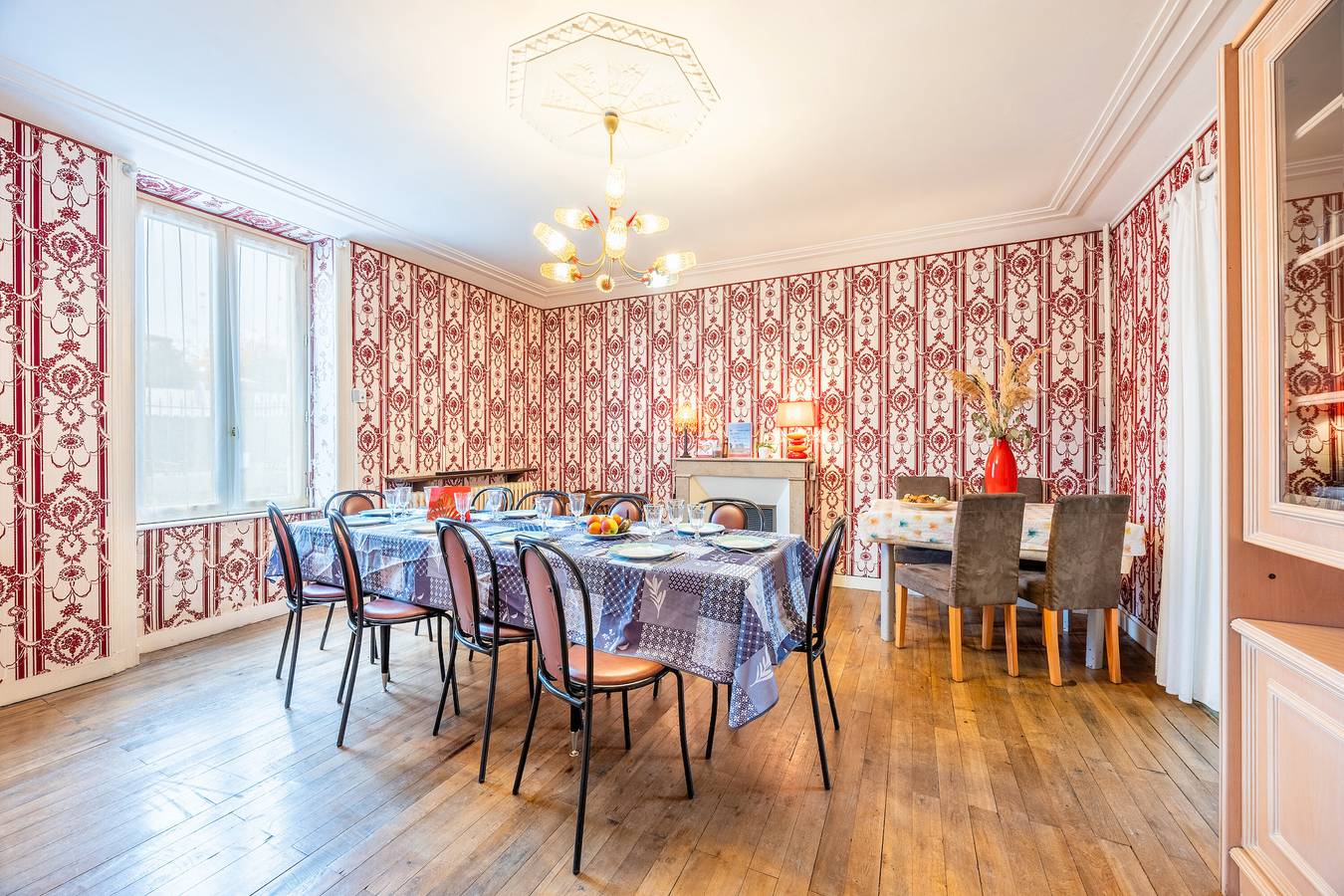 Grand gîte à 25 minutes du puy du fou in Montournais, Fontenay-le-Comte