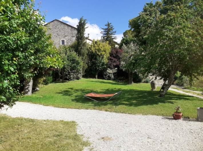 Gîte pour 8 personnes, avec piscine ainsi que terrasse et jardin à Gras - 4