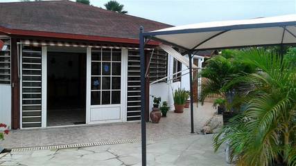 Location de vacances pour 4 personnes, avec terrasse à Sainte-Anne (Martinique)
