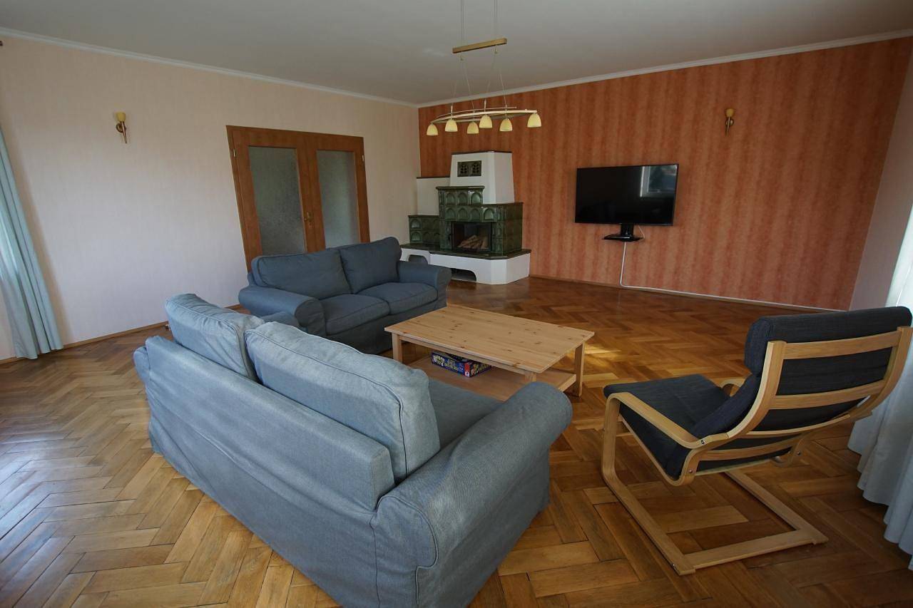 Ganze Ferienwohnung, Gemütliche Ferienwohnung in Krina mit Garten und Grill in Muldestausee, Dübener Heide