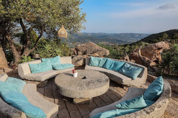 Chambre d’hôte pour 2 personnes, avec piscine et jardin en Corse - 4