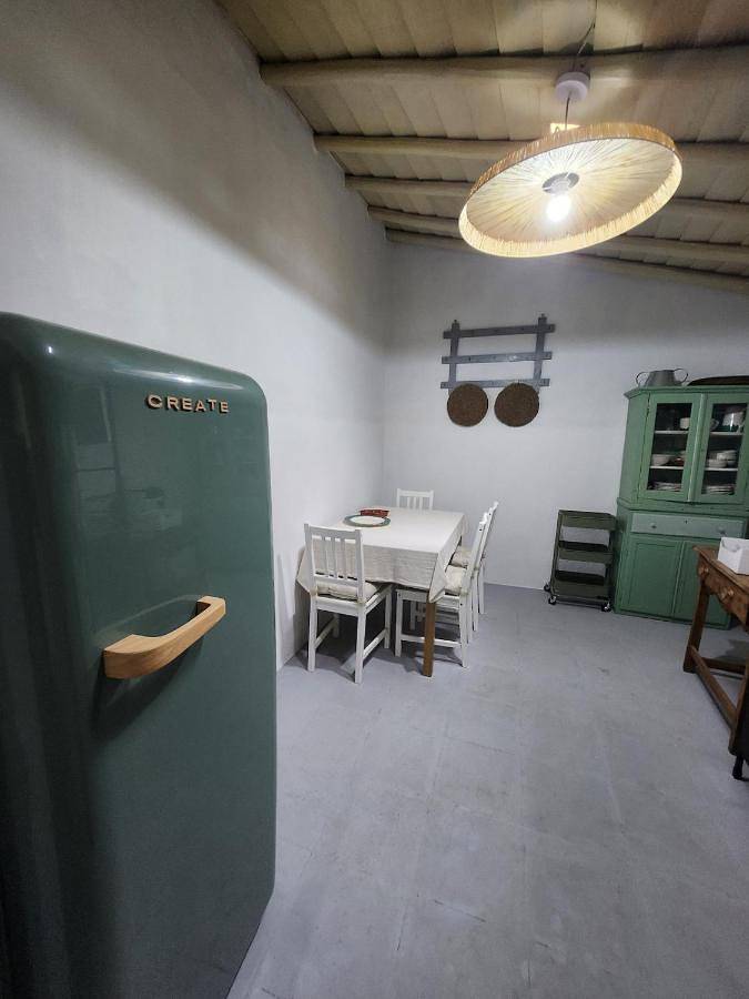 Casa de férias para 6 pessoas, com jacuzzi e terraço e ainda jardim, com animais de estimação em Serpa