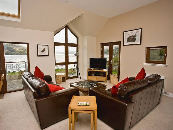 Log cabin for 6 people, with garden in Loch Tay