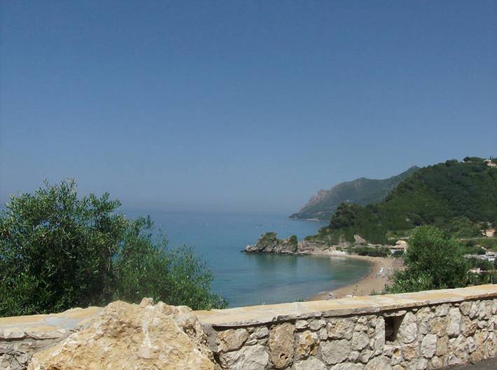 Ganze Wohnung, Studio Apartments mit großem Swimmingpool und Meerblick am Pelekas Beach, Korfu in Pelekas, Korfu