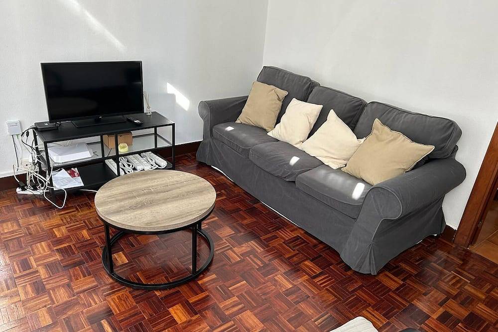 Entire apartment, Fully equipped apartment in La Coruña in La Coruña, Galician Coast