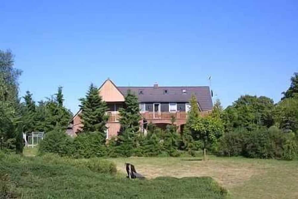 Ganze Wohnung, Ferienwohnung groß - Ferienhaus Zur Schmiede in Dunum in Dunum, Landkreis Wittmund