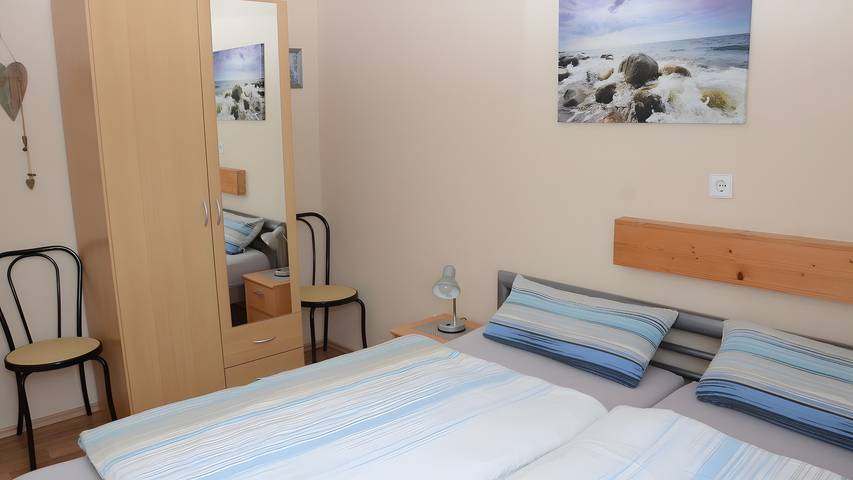 Ferienwohnung für 4 Personen, mit Garten in Korbach - 3