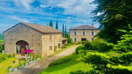 Maison d’hôte pour 2 personnes, avec balcon et vue à Larroque