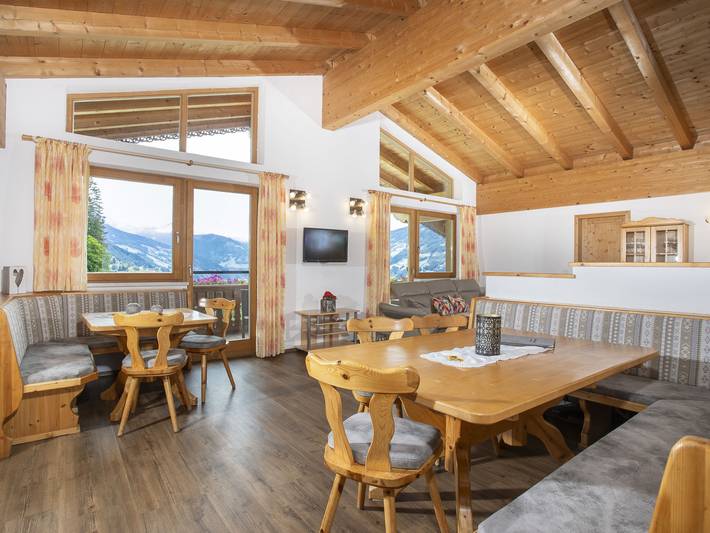 Ferienwohnung für 14 Personen, mit Balkon und Garten sowie Sauna und Ausblick in den Kitzbüheler Alpen - 4