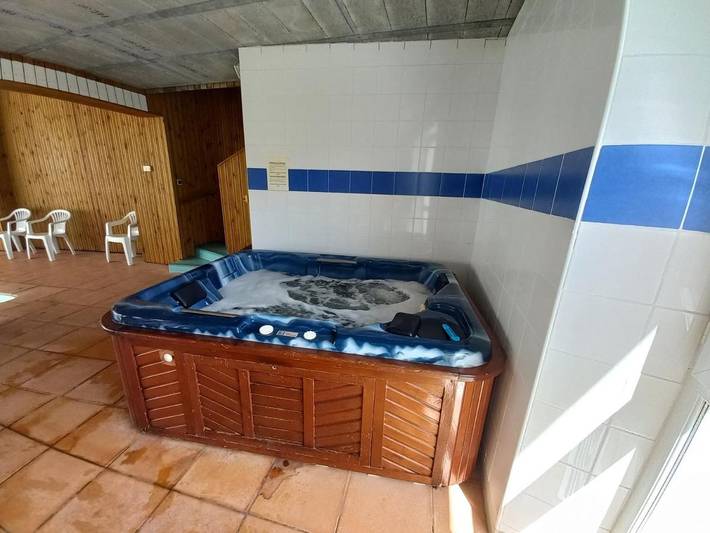 Hôtel pour 2 personnes, avec piscine et sauna ainsi que jardin et jacuzzi à Cordes-sur-Ciel - 2