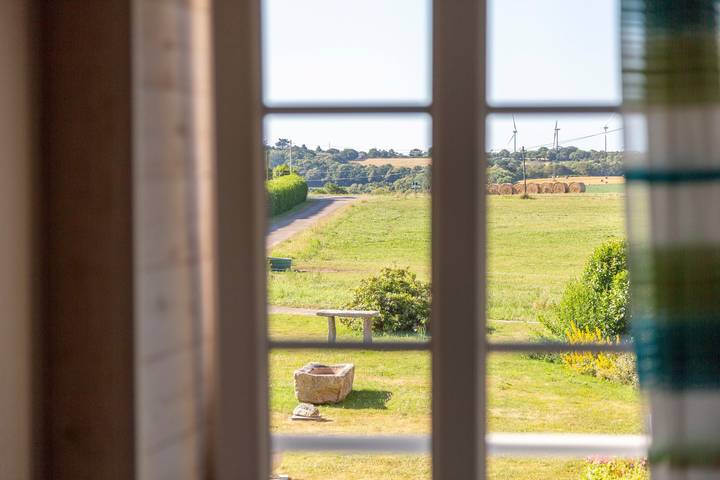 Gîte Glycine, Kerantum : jardin commun et Wi-Fi à Mahalon in Mahalon, Région de Quimper