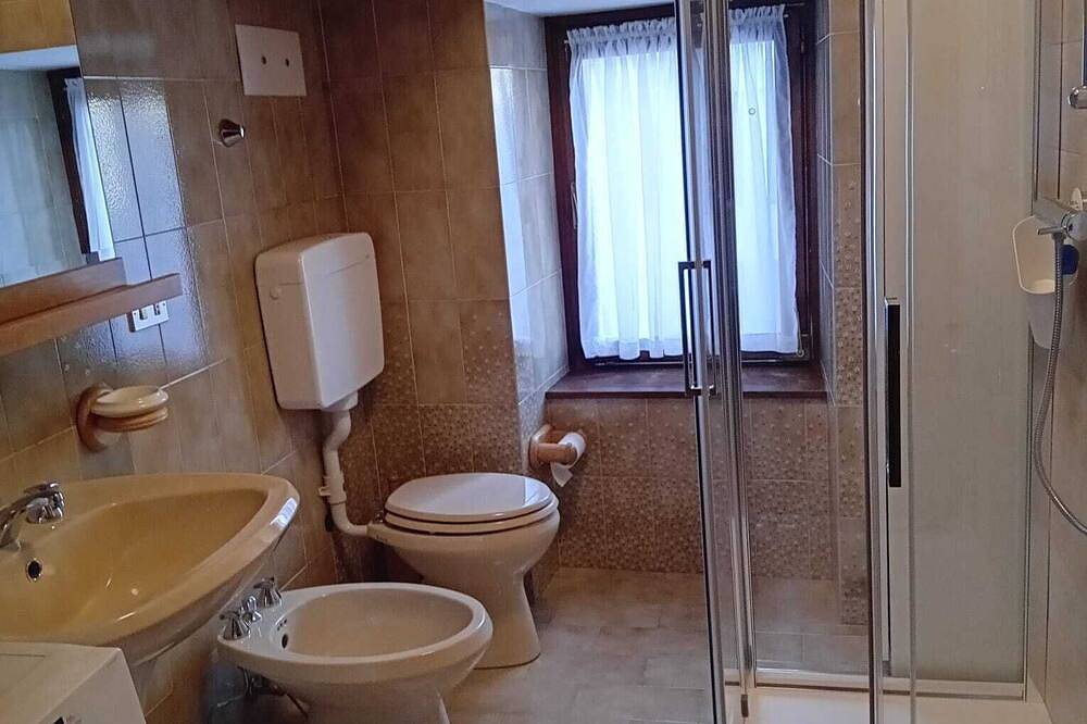 Appartamento intero, Casa Sartorin, accogliente appartamento immerso nel relax delle Dolomiti in Canal San Bovo, Trentino