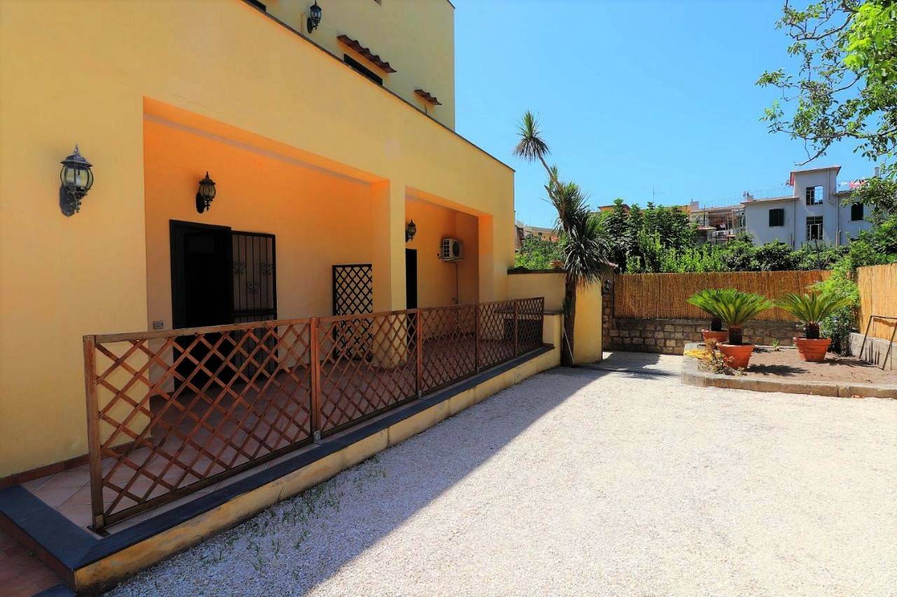 Ganze Wohnung, Flowers apartments in Meta, Sorrento Coast