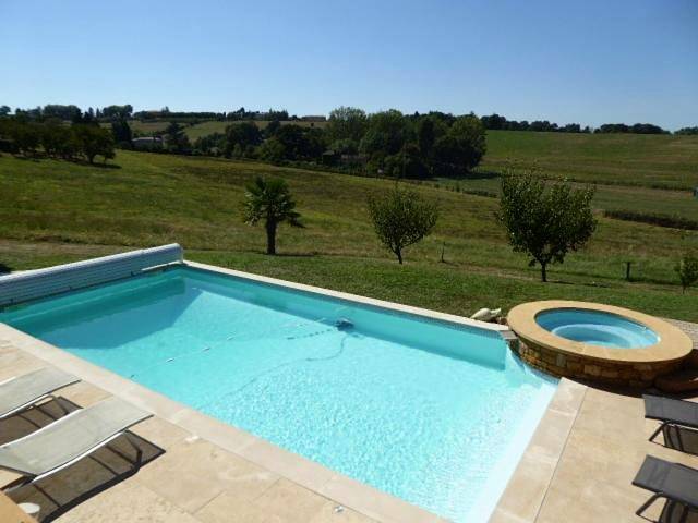 Maison de vacances pour 2 personnes, avec piscine et sauna ainsi que jardin et jacuzzi