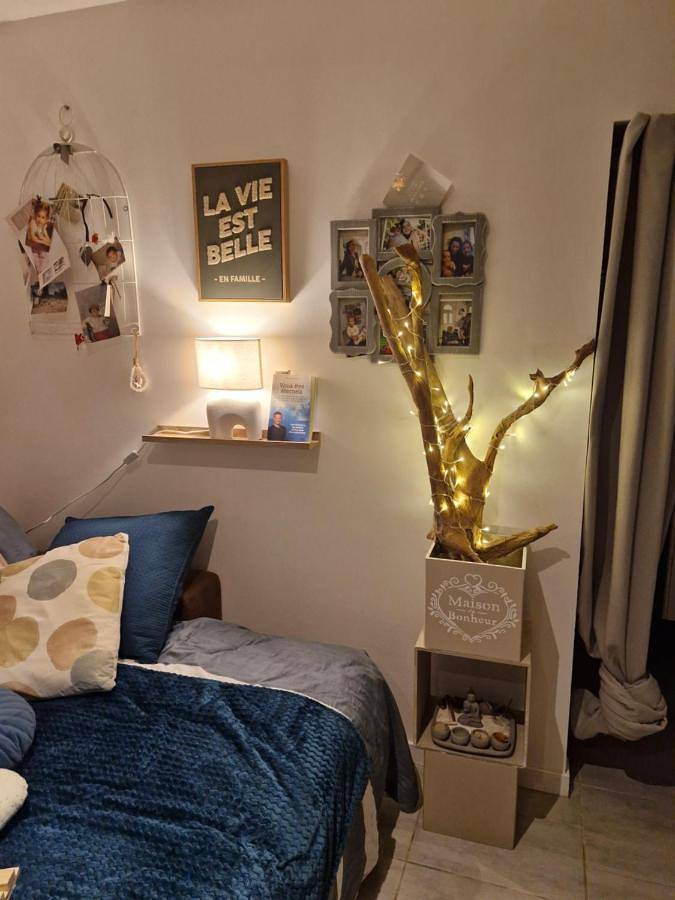 Location de vacances pour 2 personnes, avec vue et jardin dans Blésignac - 3