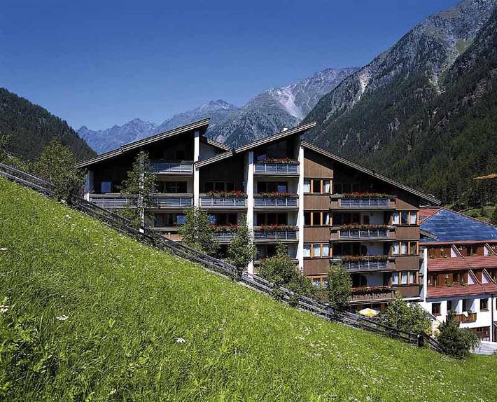 Hotel für 2 Personen, mit Whirlpool und Sauna sowie Balkon - 1