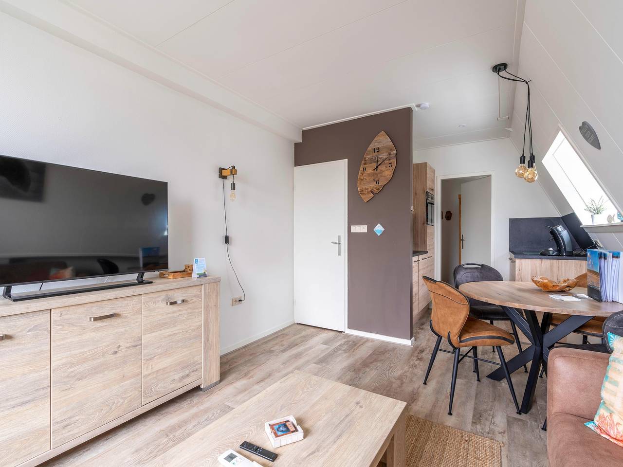 Ganze Wohnung, Komfortabel und modern eingerichtetes 4-Personen-Apartment in De Koog, Westfriesische Inseln