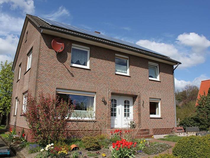 Ferienhaus für 4 Personen, mit Terrasse und Garten