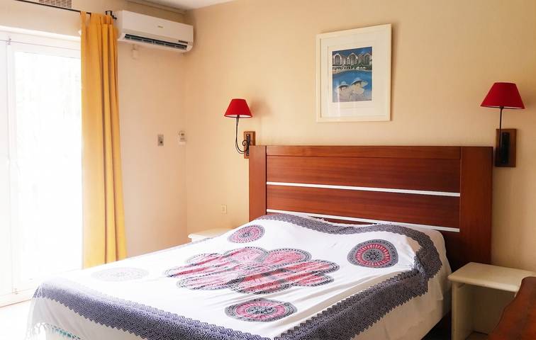 Ganze Wohnung, Familienwohnung mit Pool in Saint Gilles, 80 m² in Saint-Paul, Frankreich