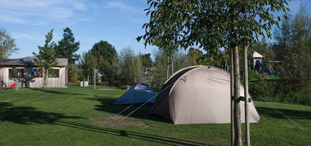 Appartement de vacances entier, Camping Seehorn - Zeltwiesenplatz unparzelliert inkl. Strom in Egnach, Obersee (Bodensee)