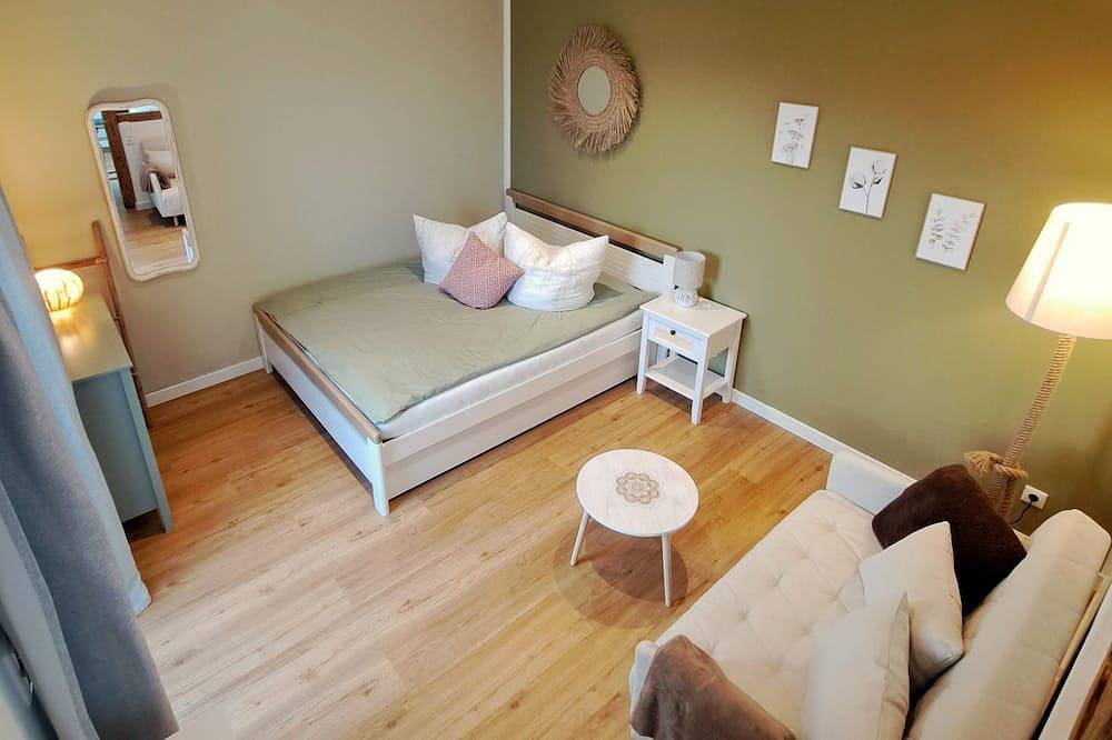 Ganze Wohnung, Gemütliches Apartment mit Terrasse in ruhiger Lage in Walsrode, Aller-Leine-Tal