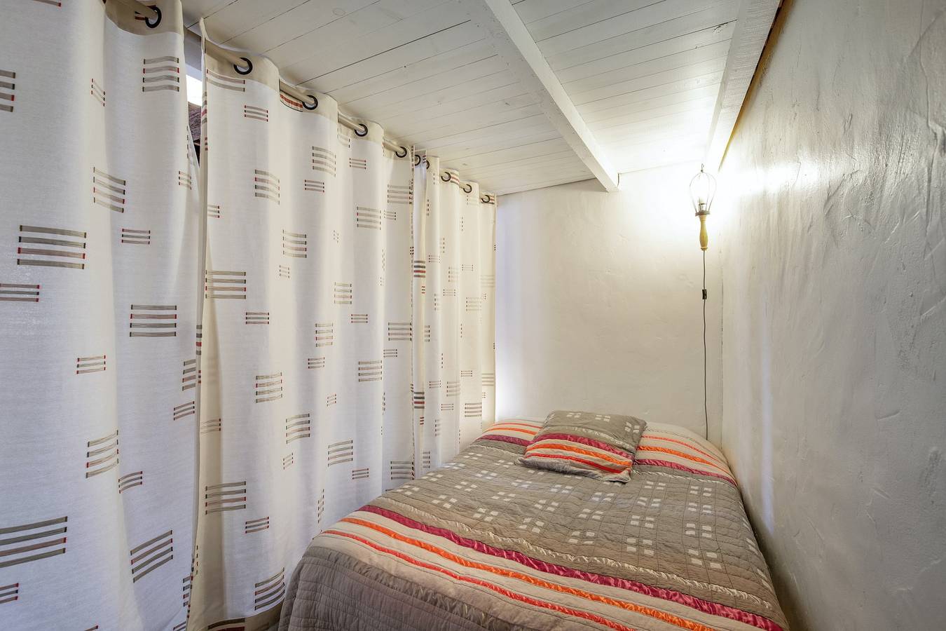 Estudio entero, Estudio encantador en Villeneuve-lès-Avignon, 45m², balcón in Villeneuve-lès-Avignon, Region de Nimes