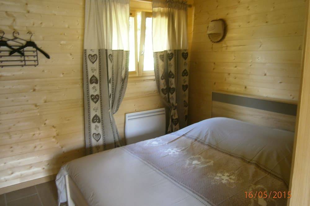 Nice wooden chalet classified 2 stars for all seasons stay in Xonrupt-Longemer, Parc naturel régional des Ballons des Vosges