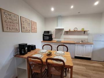 Location de vacances pour 4 personnes, avec jardin et balcon à Issendolus