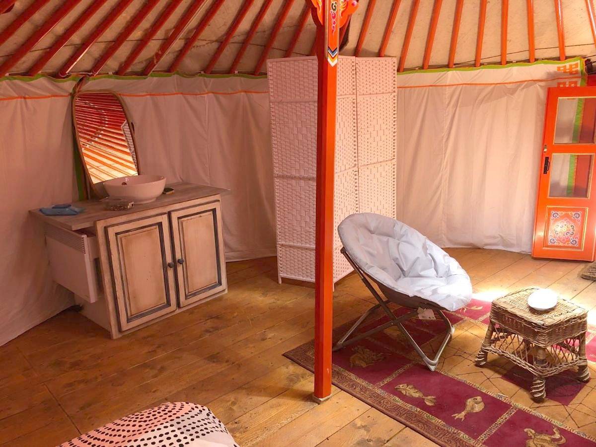 Yourte Mongole in Mont-Roc, Région de Lacaune
