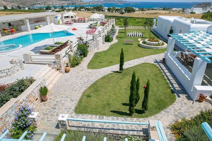 Location de vacances pour 6 personnes, avec piscine et jardin ainsi que balcon et vue sur l’océan dans Náoussa - 4