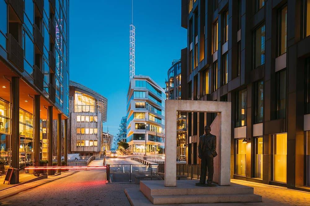 Apartamento entero, * Central * Cozy * King Bed * in Gamle Oslo, Oslo