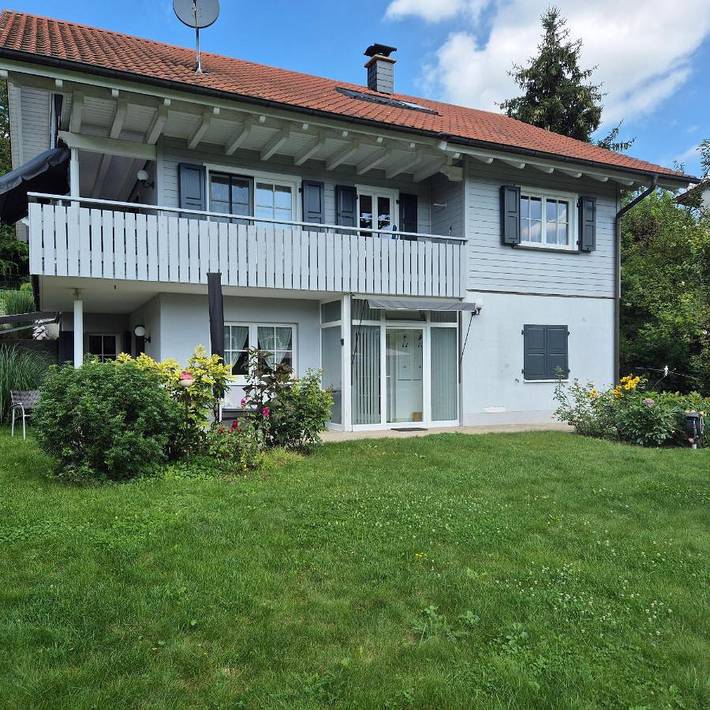 Ferienwohnung für 2 Personen, mit Terrasse und Garten sowie Ausblick in Lautertal