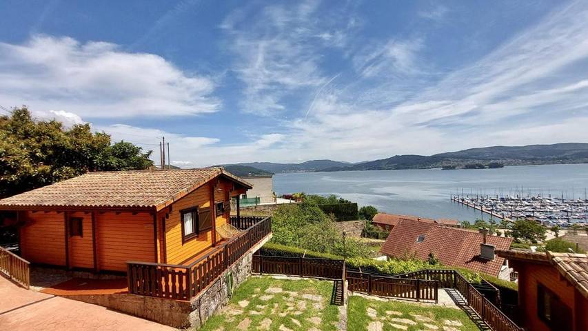 Apartamento para 4 personas, con Balcón y Terraza además de Jardín y Vistas en Vilaboa