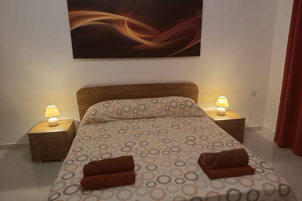 Ganze Wohnung, Seaside Stylish and Spacious 2-Bedroom Apartment in Marsalforn, Zebbug